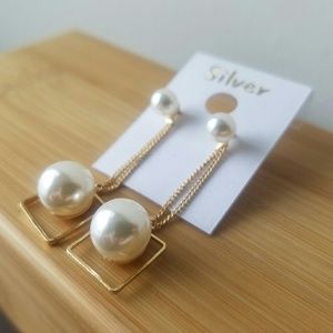 Pearl long earrings